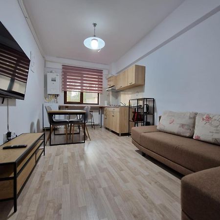 Cozy Apartment - Palas Jászvásár Kültér fotó