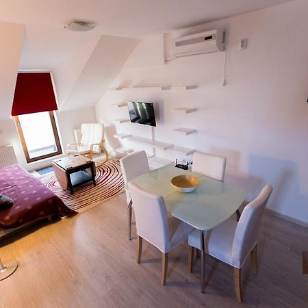 Cozy Apartment - Palas Jászvásár Kültér fotó