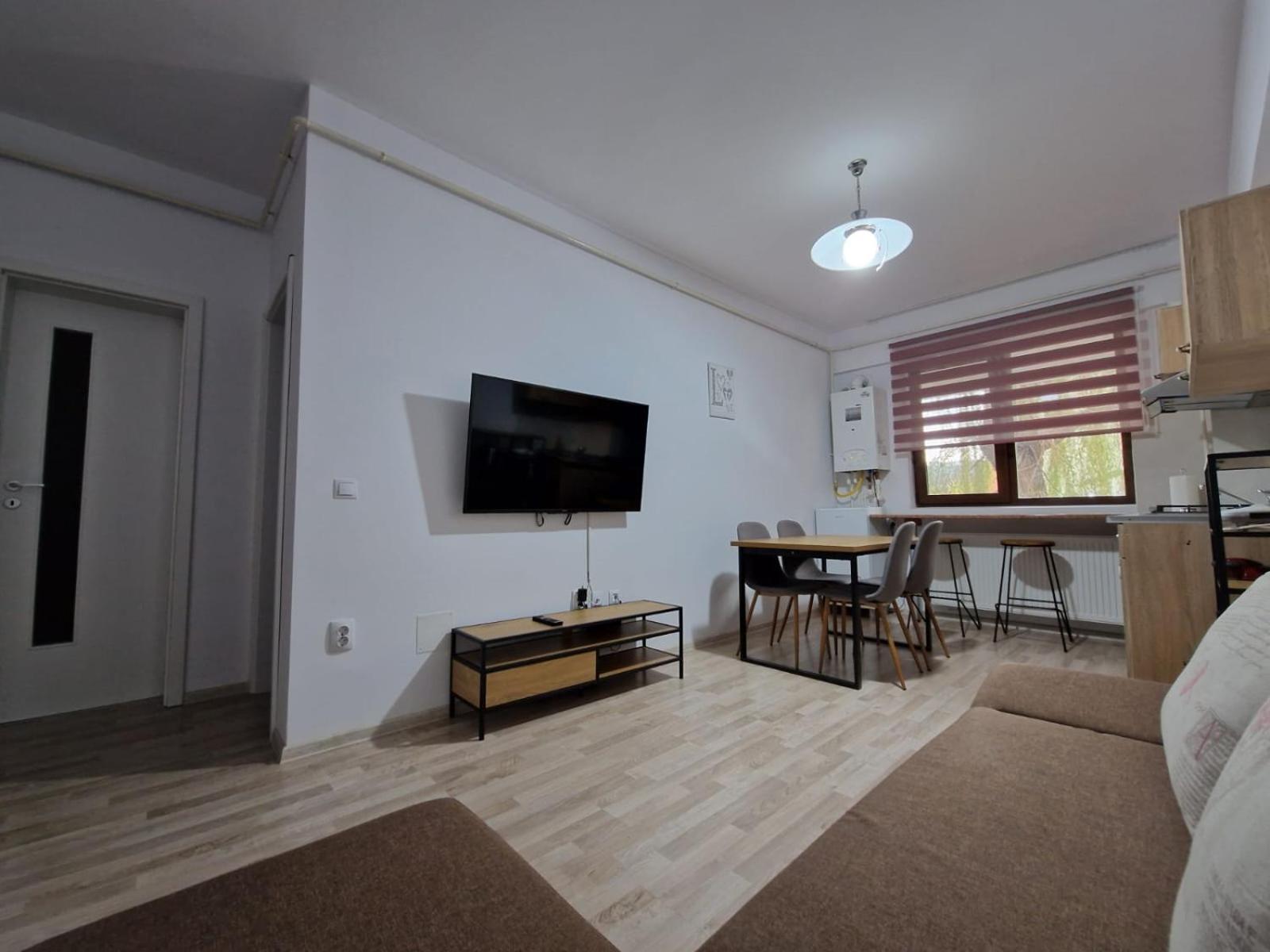 Cozy Apartment - Palas Jászvásár Kültér fotó
