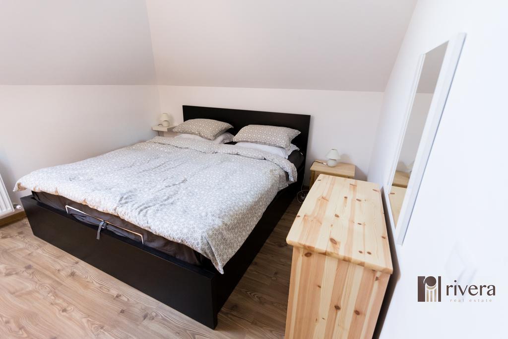 Cozy Apartment - Palas Jászvásár Kültér fotó